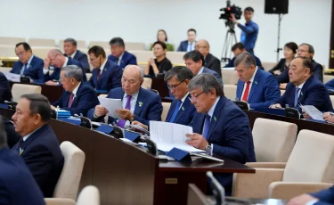 Безупречная репутация поможет казахстанским чиновникам расти по службе