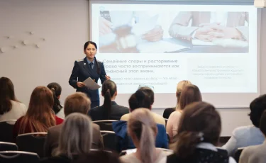 Ажырасу, алимент, зорлық: Бишімбаев ісін жүргізген прокурор әйелдер жиі жіберетін қателіктерді атады